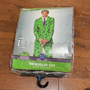 Spirit Green Question Mark Suit with Purple Tie